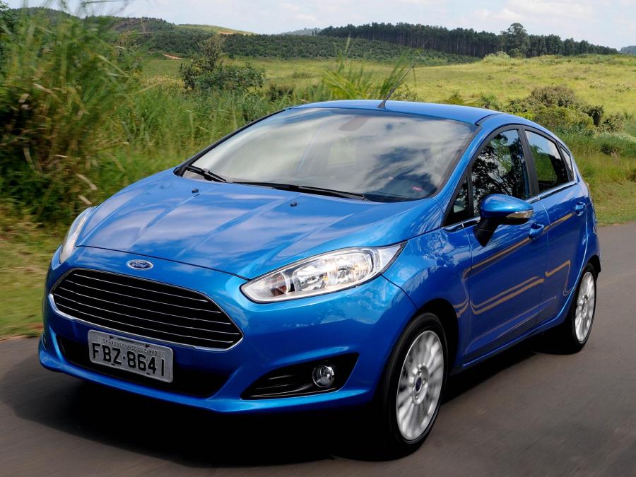  Ford Fiesta 5-Door 2013 года  (BR) (фото 7 из 30)